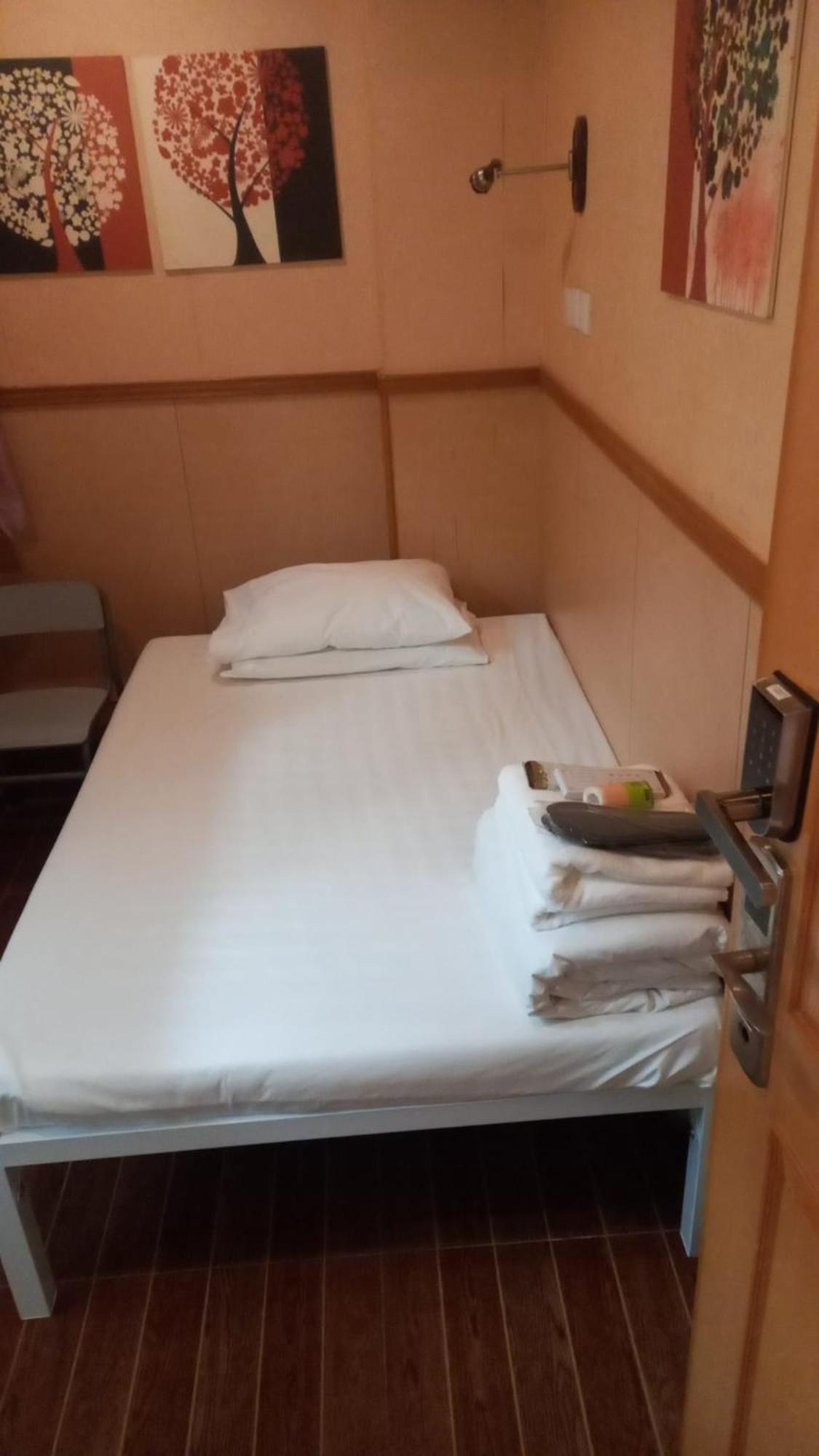 New Garden Hostel Hong Kong Esterno foto